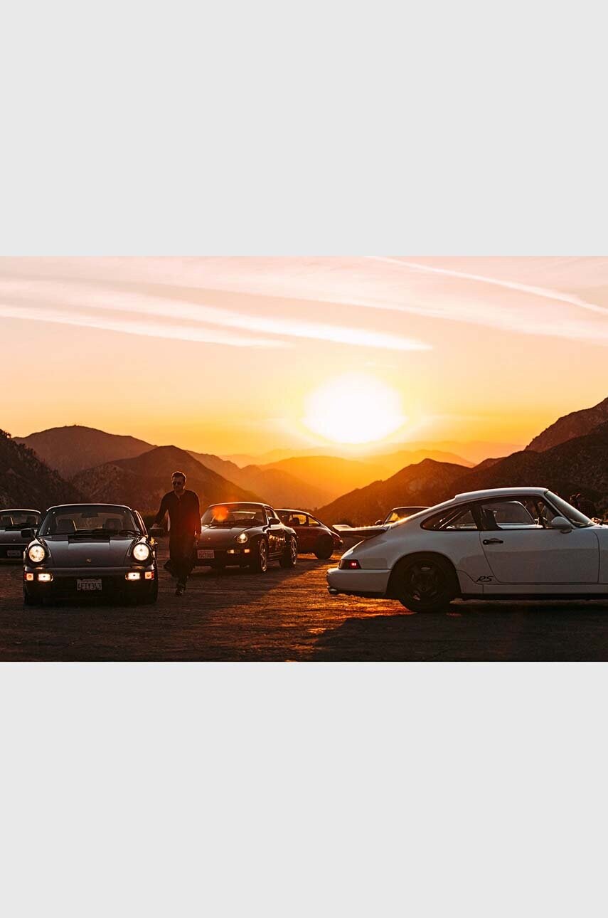 Книга Porsche 911 : The Ultimate Sportscar as Cultural Icon by Ulf Poschardt, English