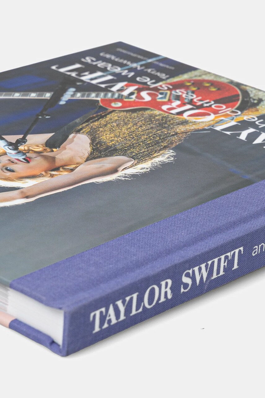 Книга ACC Art Books Taylor Swift by Terry Newman, English