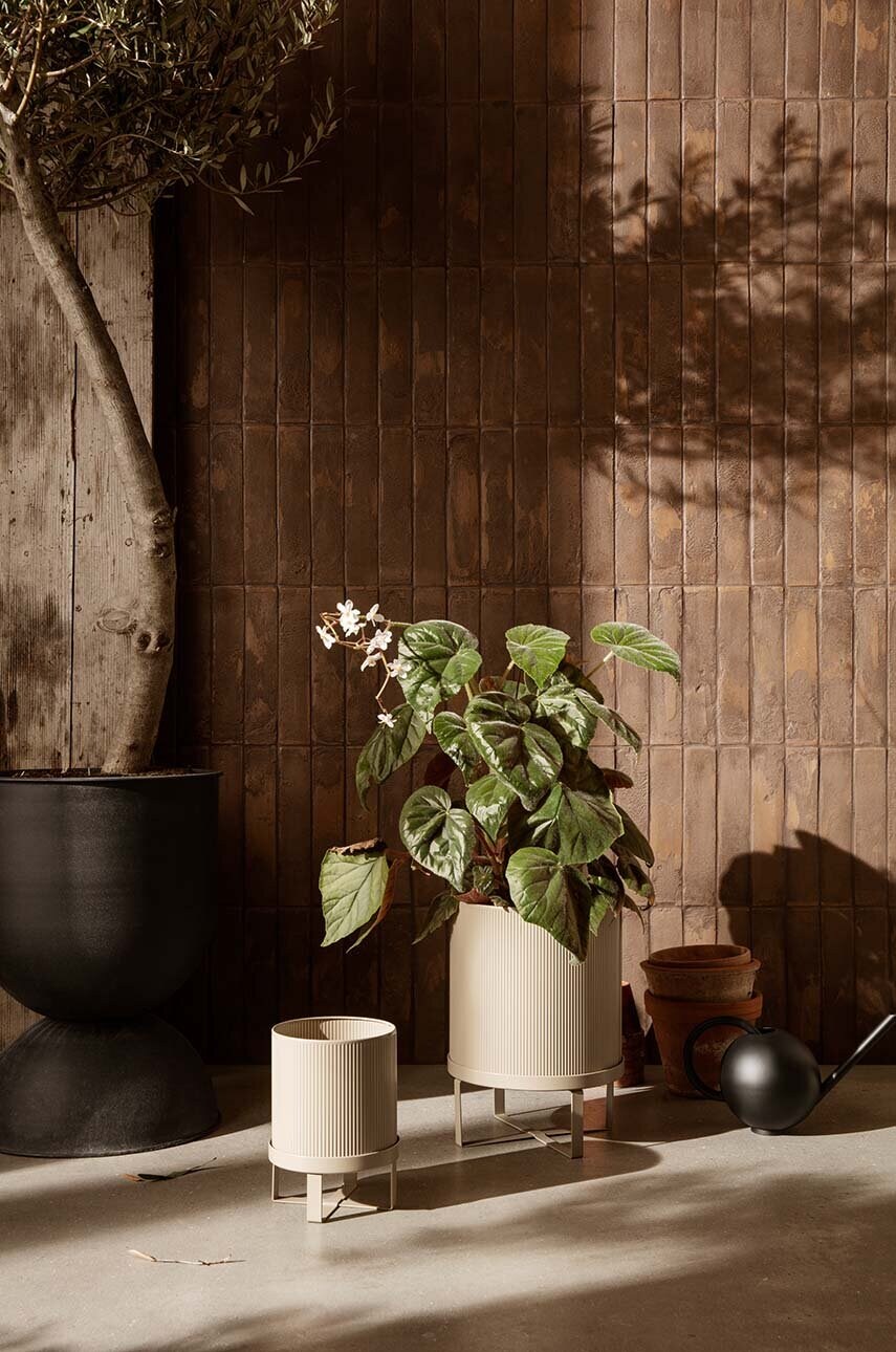 Квітковий горщик зі стелажем ferm LIVING Bau Pot S