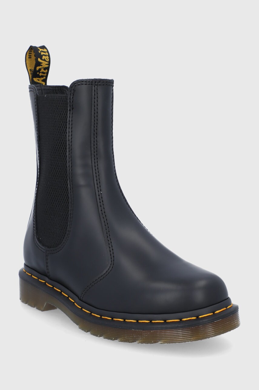 Шкіряні черевики Dr. Martens жіночі колір чорний на плоскому ходу