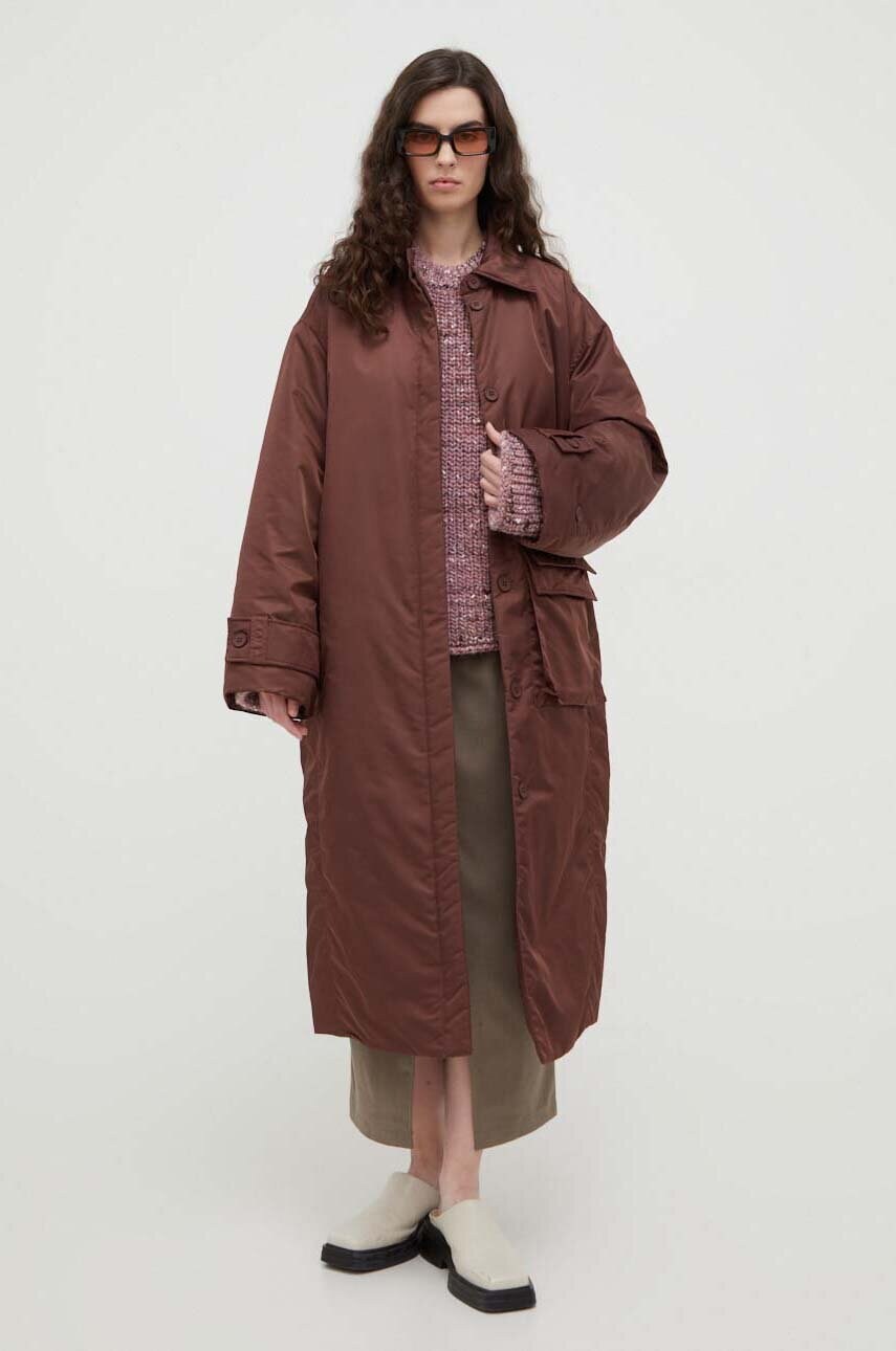 Куртка Lovechild жіноча колір коричневий перехідна oversize