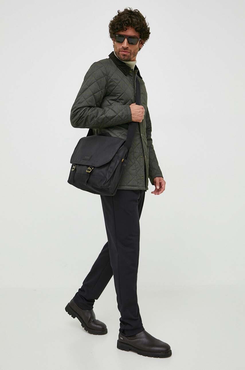 Куртка Barbour чоловіча колір зелений перехідна
