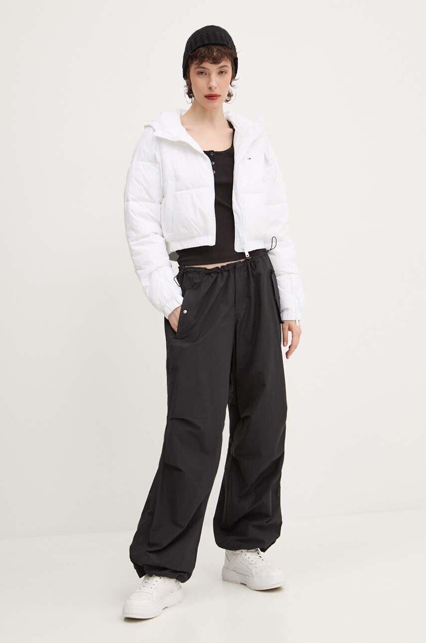 Куртка Tommy Jeans жіноча колір білий зимова DW0DW18313