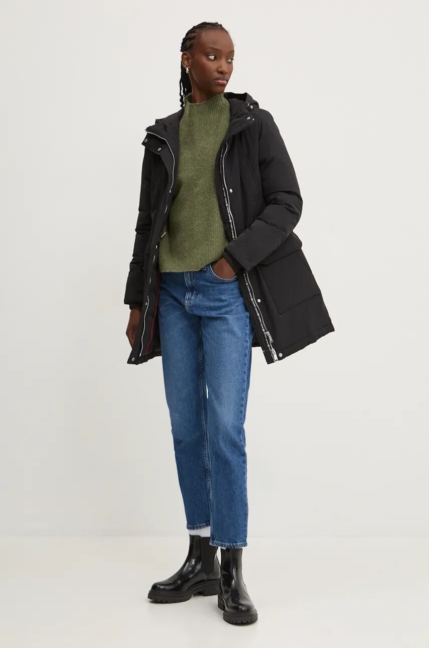 Куртка Tommy Jeans жіноча колір чорний зимова DW0DW18866