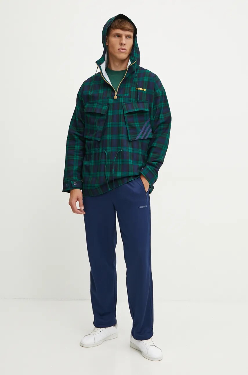 Куртка adidas Originals Windbreaker чоловіча колір зелений перехідна IX9636