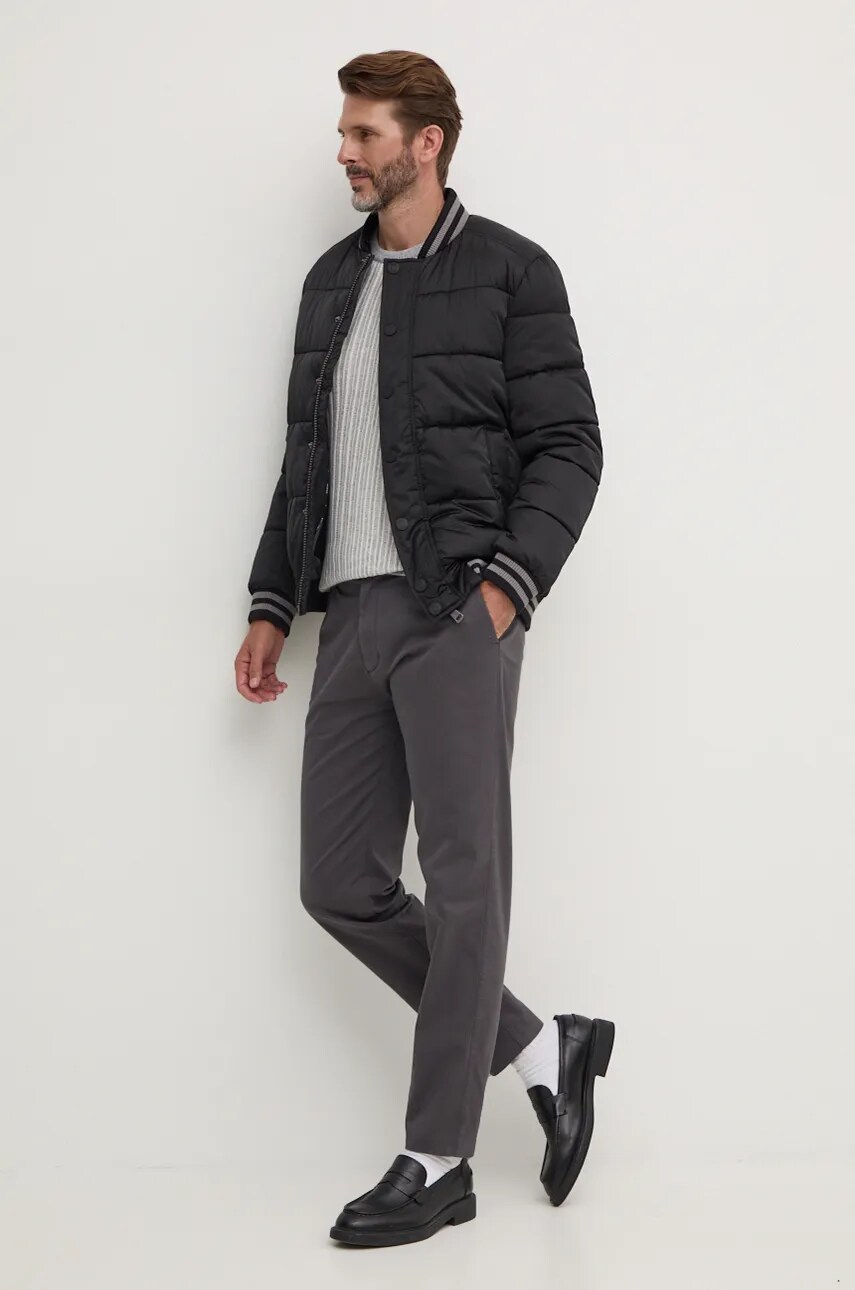 Куртка-бомбер Guess BRANDED чоловіча колір чорний зимова M4BL31.WGJ92