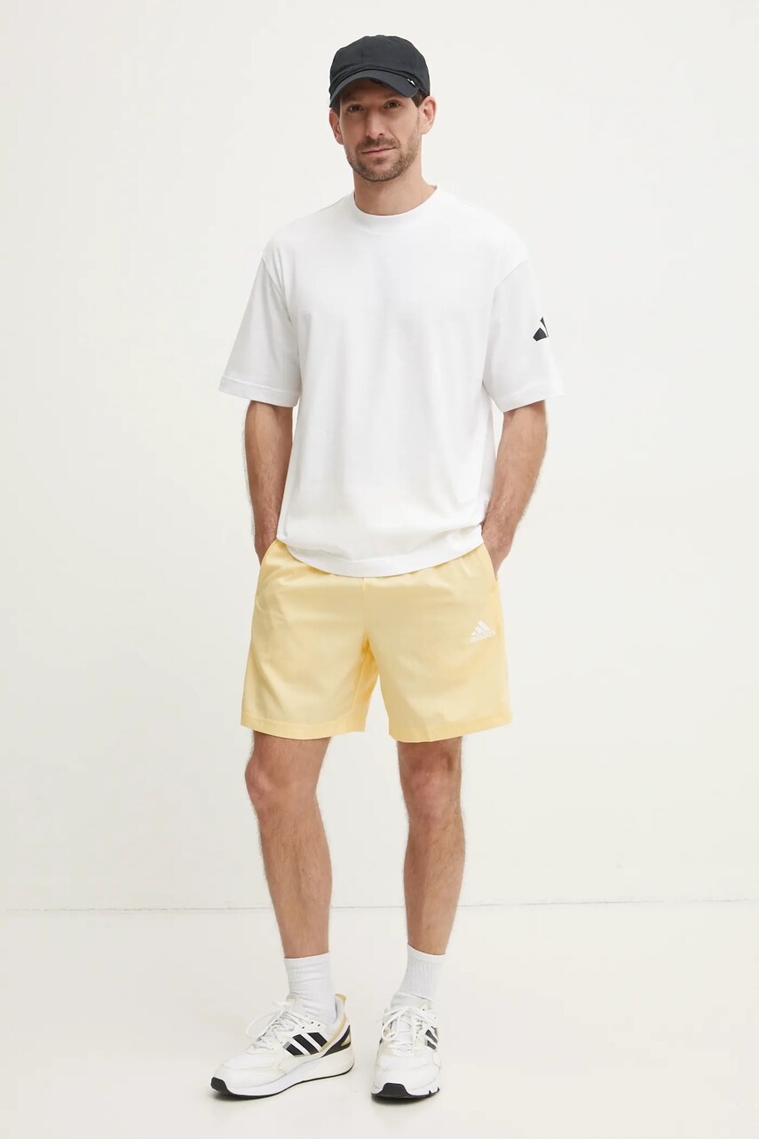 Шорти adidas Essentials Chelsea чоловічі колір жовтий IW7662