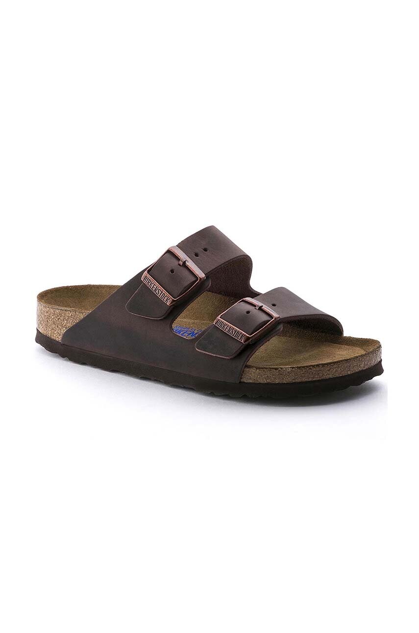 Шкіряні шльопанці Birkenstock Arizona жіночі колір коричневий 452763