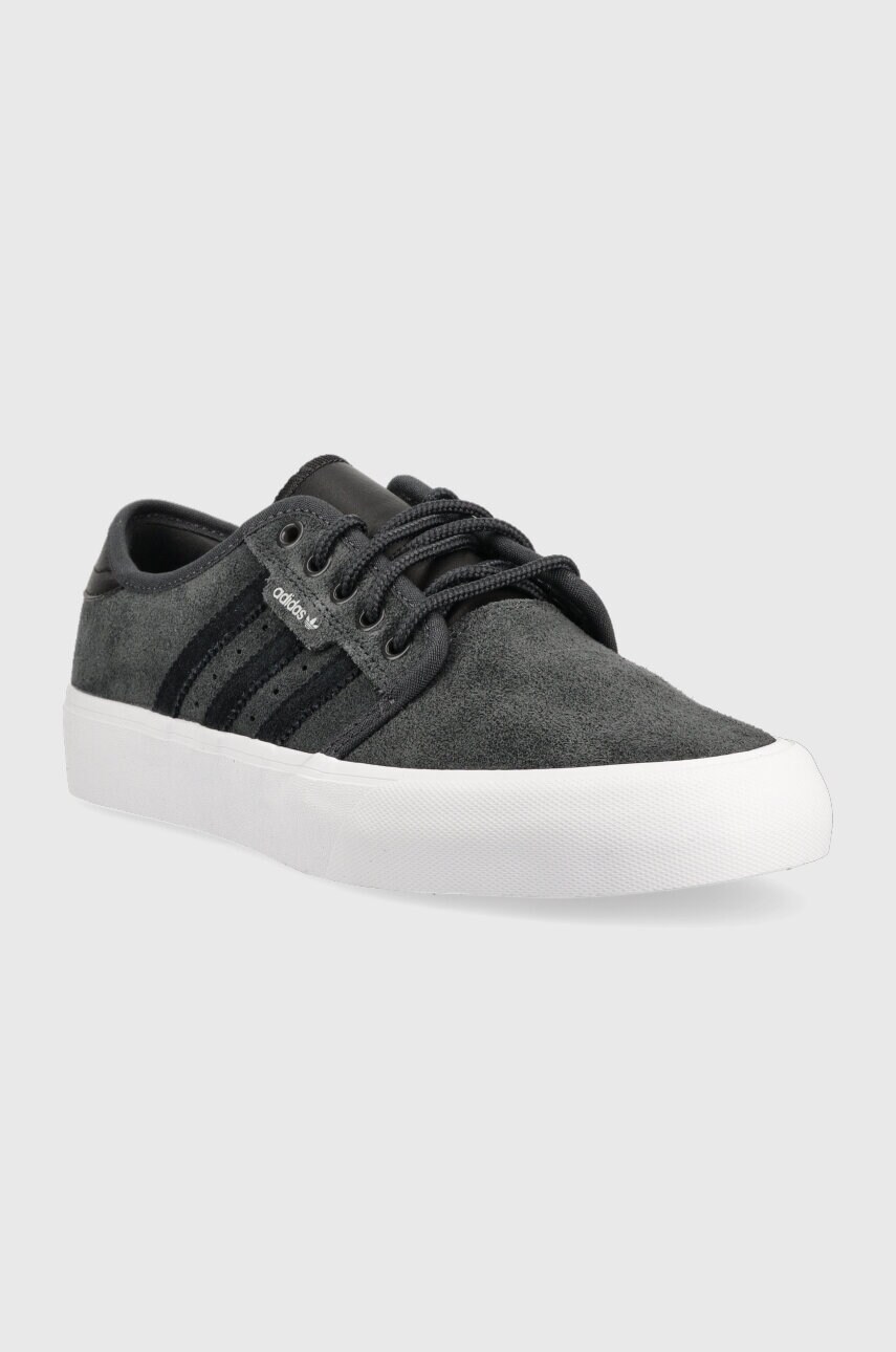 Замшеві кеди adidas Originals колір чорний