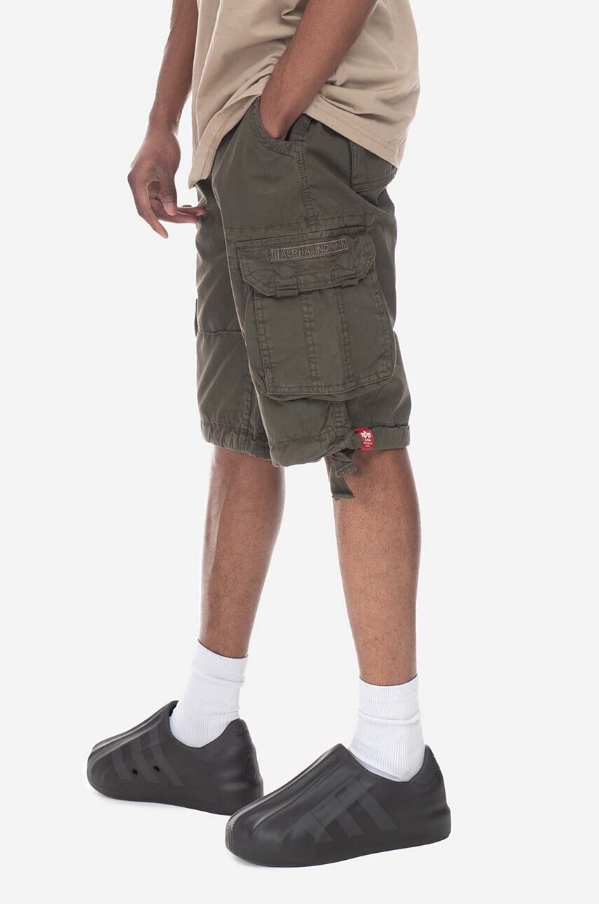 Бавовняні шорти Alpha Industries Jet колір коричневий 191200.136-brown