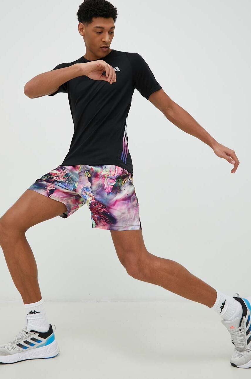 Бігова футболка adidas Performance Run Icons колір чорний з принтом