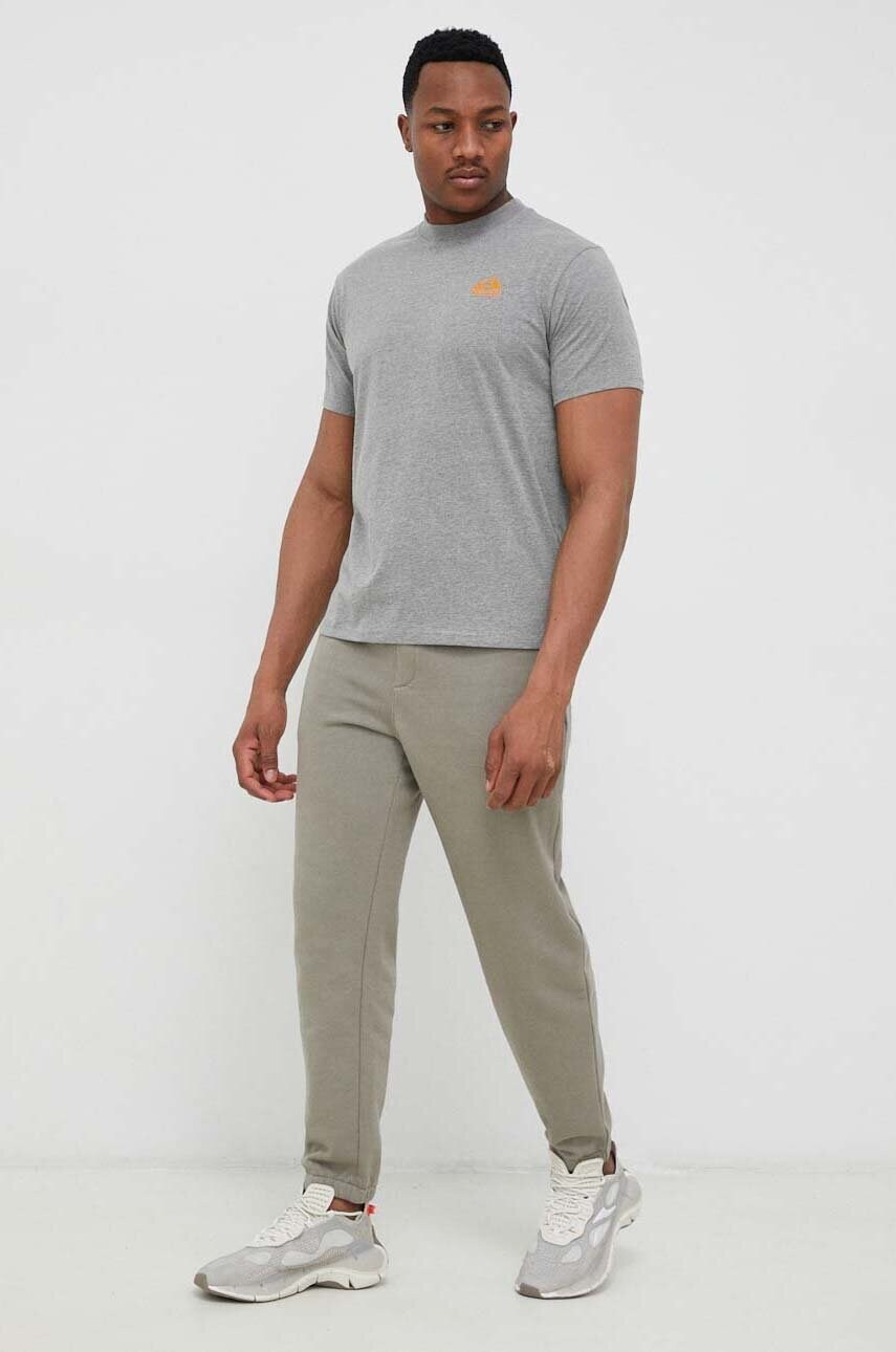 Футболка Marmot Peaks Tee чоловіча колір сірий меланж