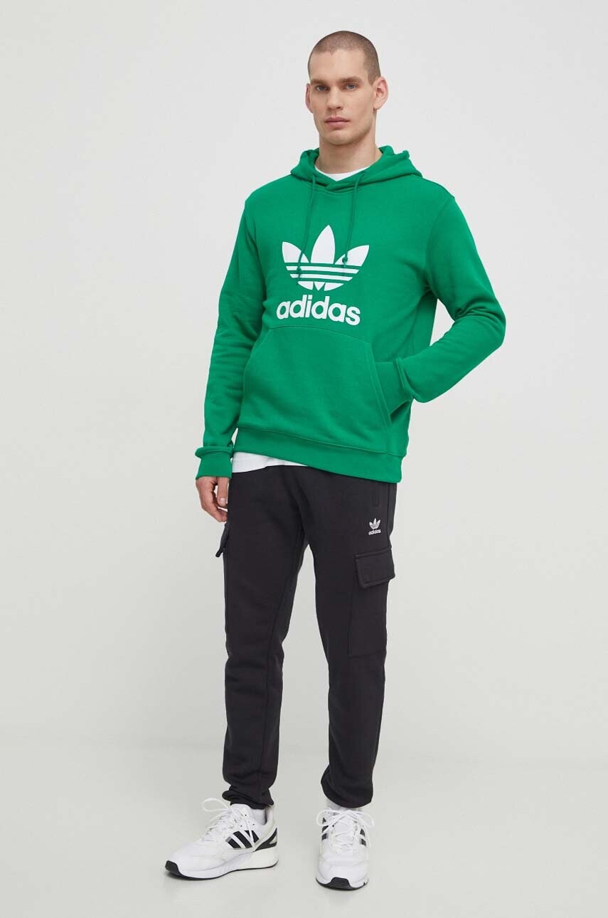 Бавовняна кофта adidas Originals Adicolor Classics Trefoil чоловіча колір зелений з капюшоном з принтом IM9403