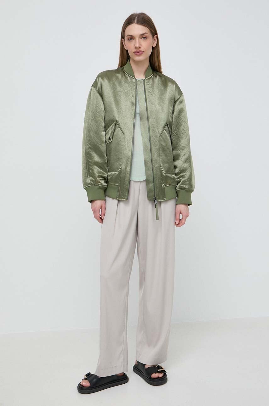 Куртка-бомбер Max Mara Leisure жіночий колір зелений зимова oversize