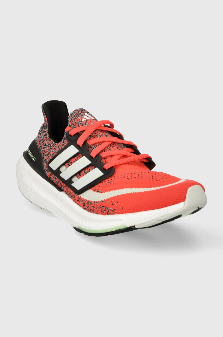 Бігові кросівки adidas Performance Ultraboost Light колір червоний