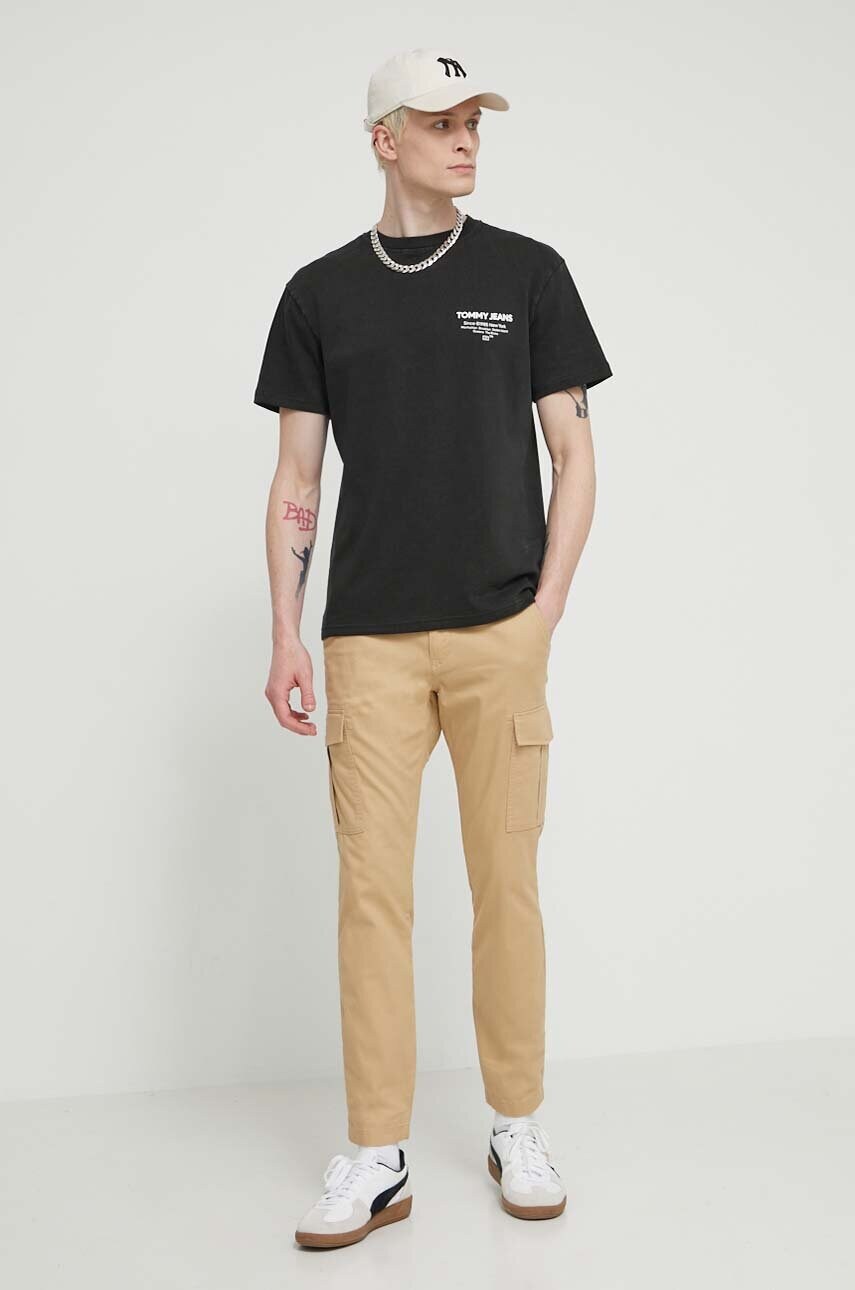 Штани Tommy Jeans чоловічі колір бежевий облягаюче