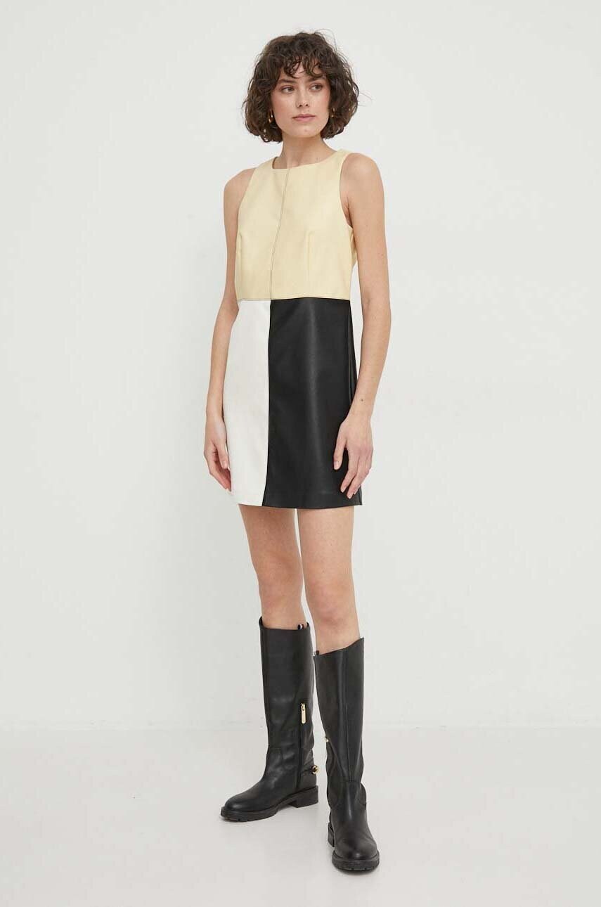 Сукня Sisley mini облягаюча
