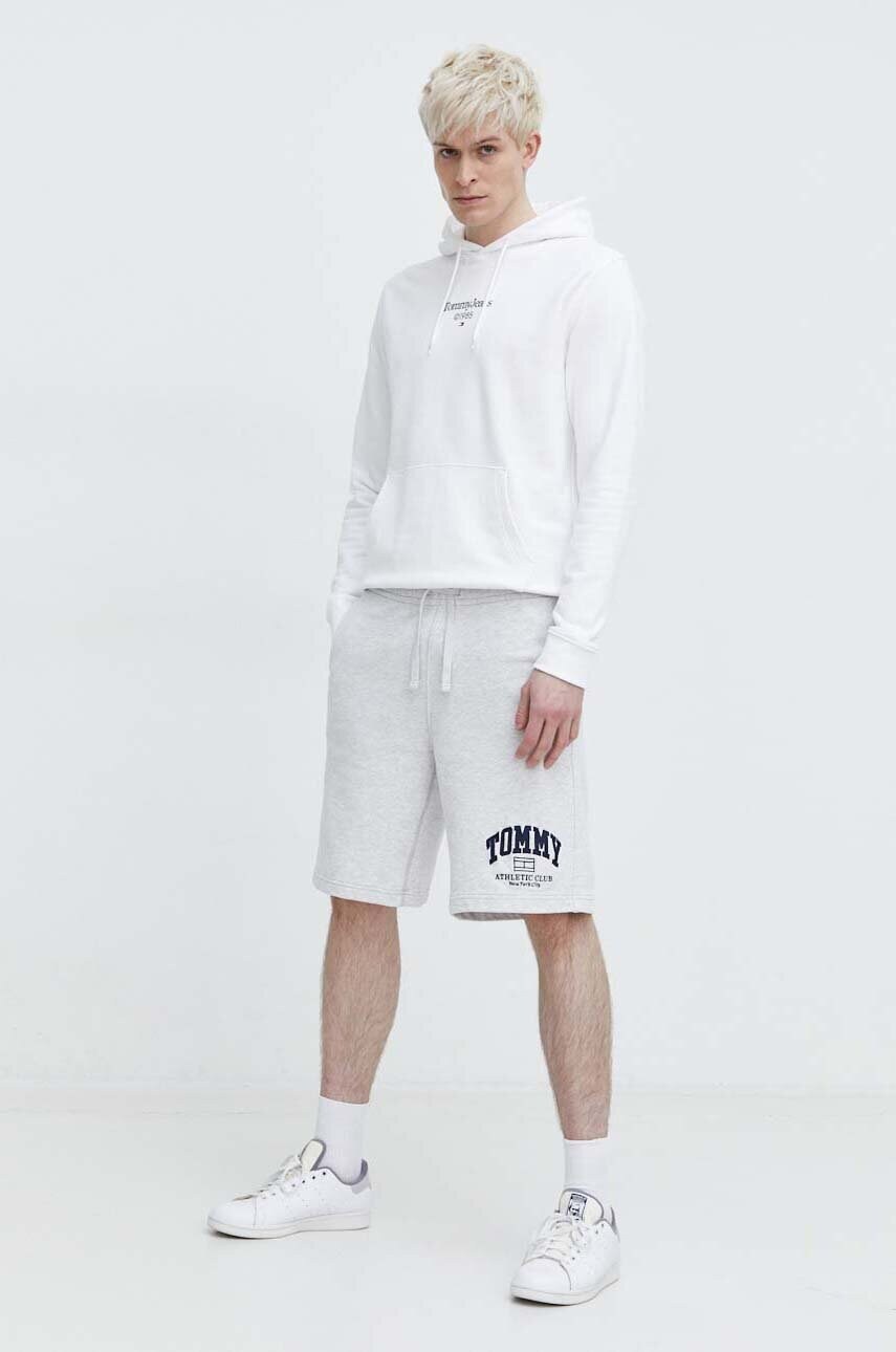 Бавовняні шорти Tommy Jeans колір сірий