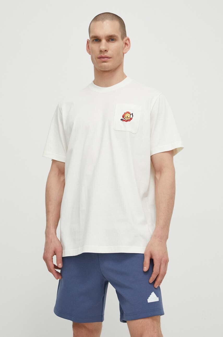 Бавовняна футболка adidas Originals чоловіча колір бежевий з аплікацією IS0214