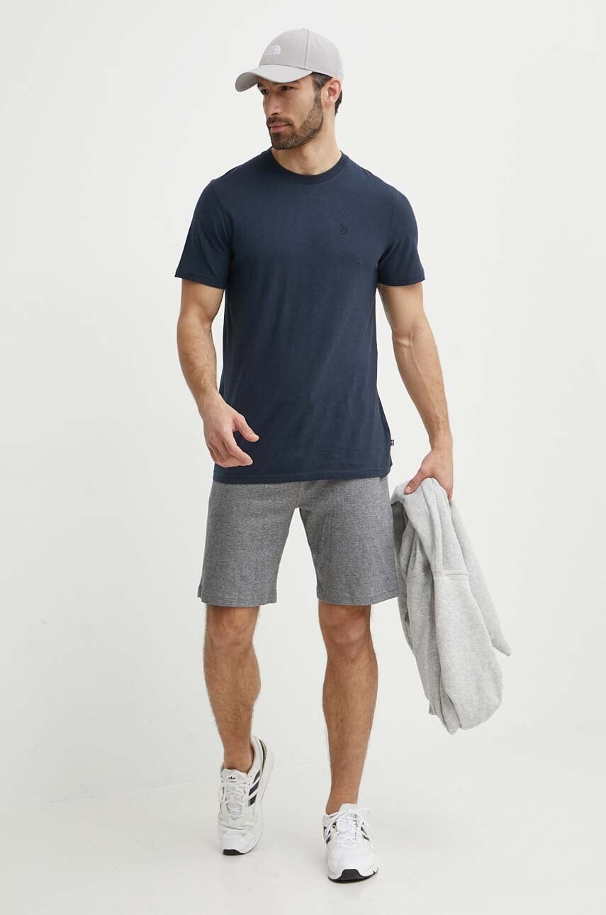 Футболка Fjallraven Hemp Blend чоловіча колір синій з аплікацією F12600215