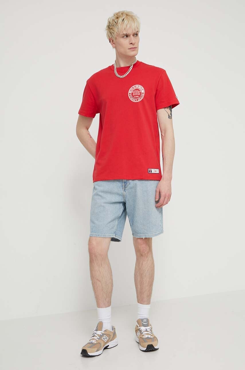 Бавовняна футболка Tommy Jeans Archive Games чоловіча колір червоний з принтом DM0DM19545