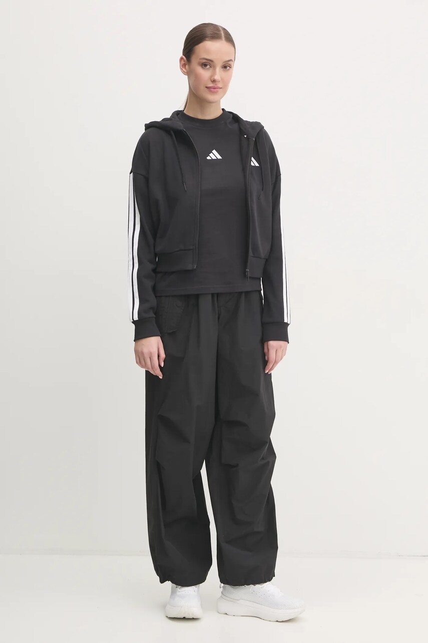 Кофта adidas Essentials жіноча колір чорний з капюшоном з аплікацією JE0052