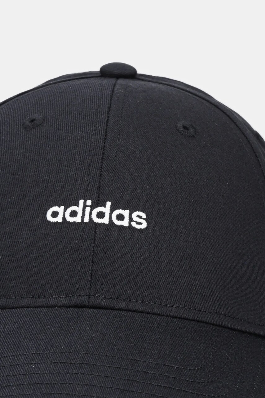 Бавовняна бейсболка adidas Essentials колір чорний з аплікацією IY7764