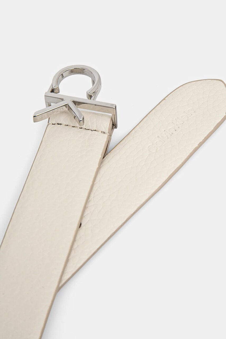 Шкіряний ремінь Calvin Klein жіночий колір бежевий K60K613073