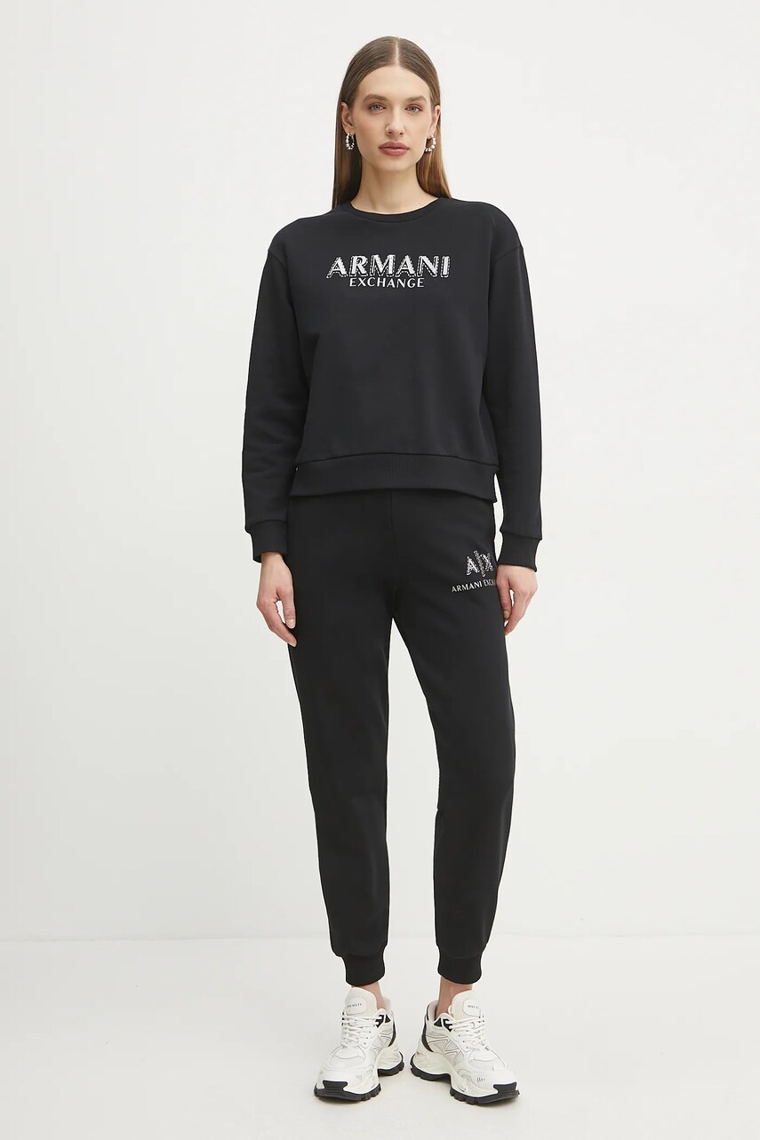 Бавовняні спортивні штани Armani Exchange жіночі колір чорний з принтом XW000162 AF11851