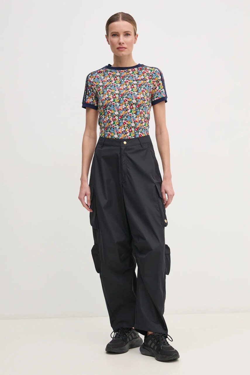 Штани adidas Originals CARGO PANTS жіночі колір чорний фасон cargo висока посадка JI5727