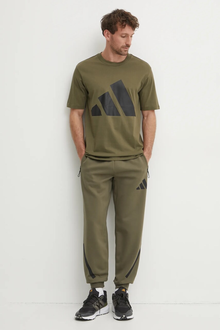Спортивні штани adidas Z.N.E. колір зелений з принтом JC7915