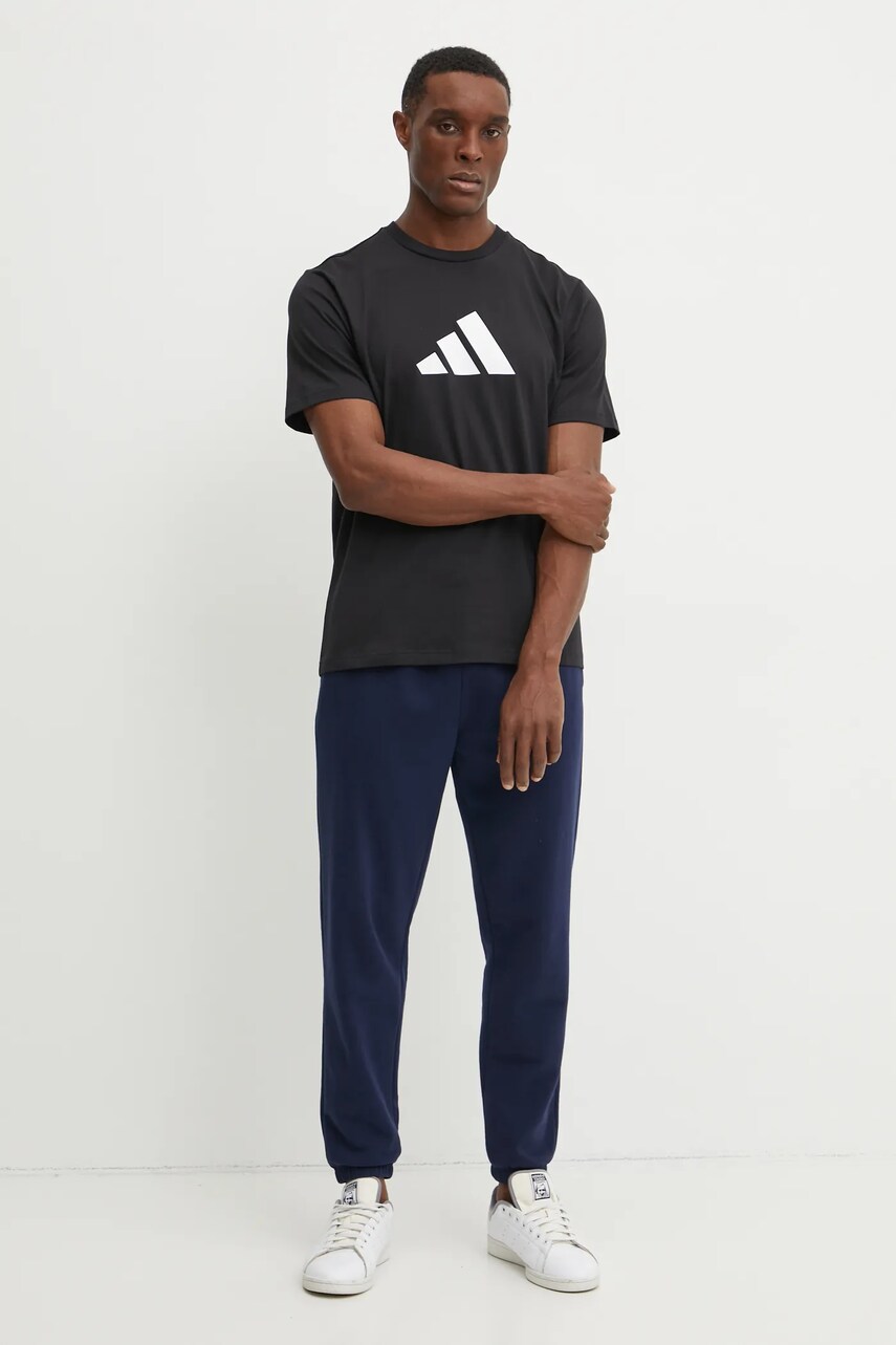 Бавовняна футболка adidas Future Icons чоловіча колір чорний з принтом JI8770